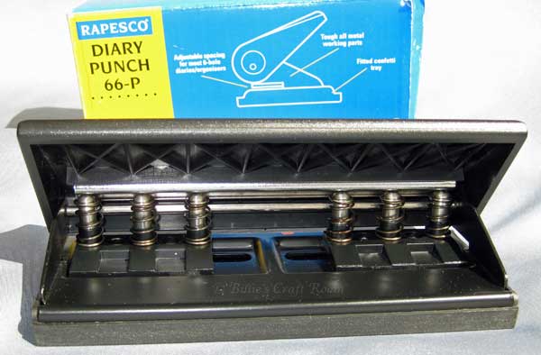 Rapesco Punch 66-P; set for Personal size Filofax page punching